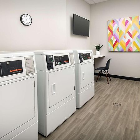 Home2 Suites By Hilton Denver Central Park Bagian luar foto