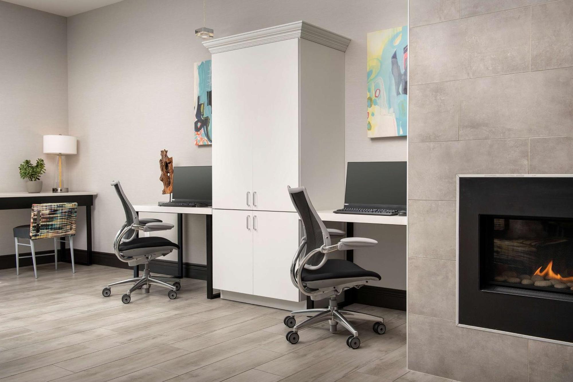 Home2 Suites By Hilton Denver Central Park Bagian luar foto